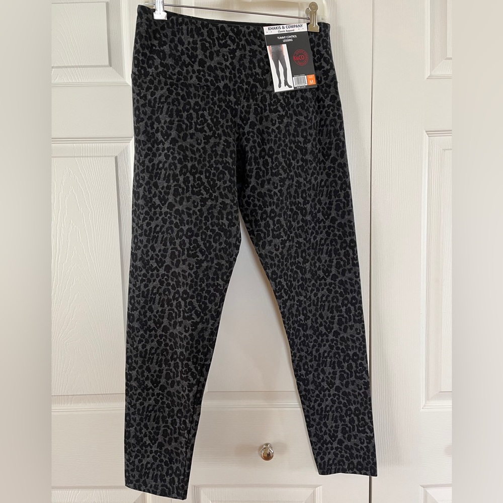 NWT! Leopard Print Leggings